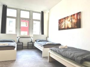 7 Betten Zentrale Lage Bahn Messe Apartment