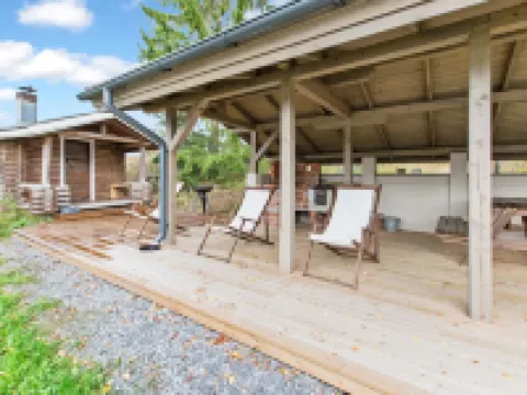 Pihlajakumpu Hotels in Petajavesi