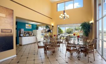 Days Inn by Wyndham Conway