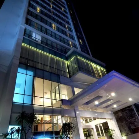 Horison Ultima Semarang
