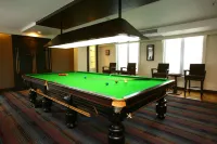 Cape Racha Hotel - parking