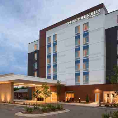 SpringHill Suites Milwaukee West/Wauwatosa Hotel Exterior