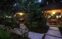 Candisari Hotel & Resto