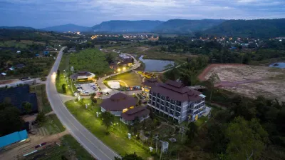 Phurua Sanctuary Resort and Spa Hotels near D-DAY GARDEN