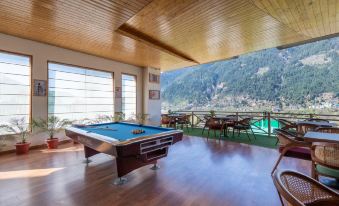 Coral Resort and Spa Centrally Heated Mountain Side Resort Manali