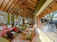 Motswiri Private Safari Lodge Hotels in Zeerust