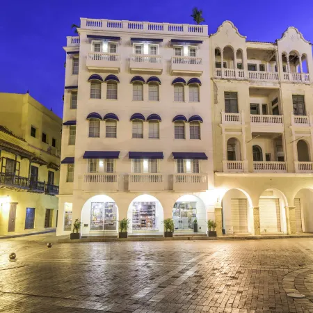 NH Cartagena Urban Royal Отели рядом с достопримечательностью «Центр»