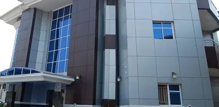 Royal Park Hotel and Suite