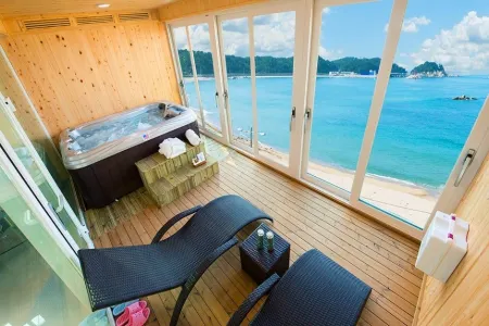 Goseong Mojave Pension Отели в г. Косон