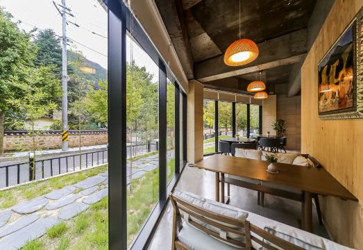 더뱀부호텔 외관 또는 객실 스파