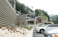Art City Two - parking
