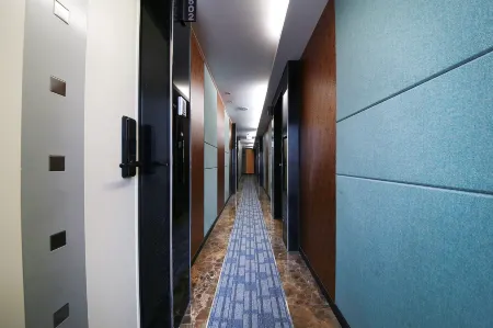 Guri Zenith Отели в г. Кури