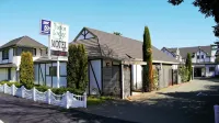 Tudor Lodge Motel
