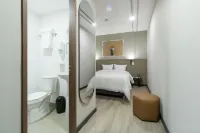 Saana Coliving & Hotel Downtown Bogotá - Bjergudsigt