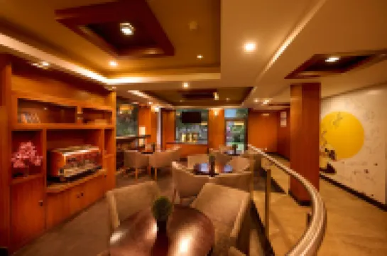 Renest River Country Resort Manali