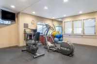 Best Western Plus Bayside Hotel - Gym