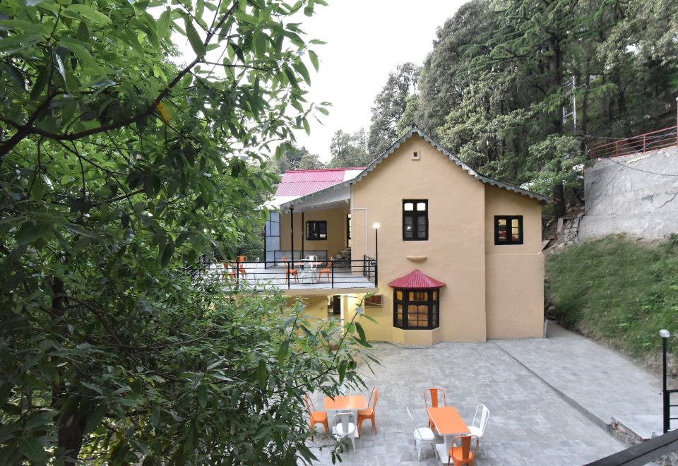 hotel overview picture
