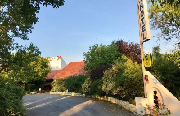 美麗少女號酒店