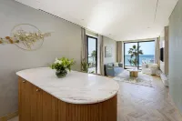 voco Monaco Dubai, Adults Only, World Islands Hotel a 