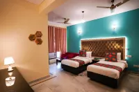 Hotel Neeraj Bhawan - Triveni Ghat