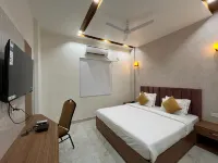 Hotel Satsang Grand Hotels in Soyepur