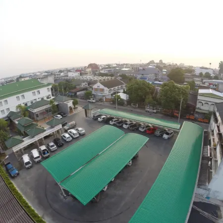 Nartsiri Hotel