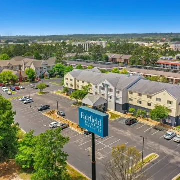 Fairfield Inn & Suites Mobile Hotels near Festival Centre