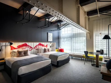 奧華飯店 - 烏魯姆魯