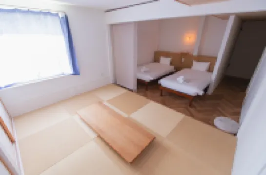 Square 8 Hakuba Retreat by Unplan