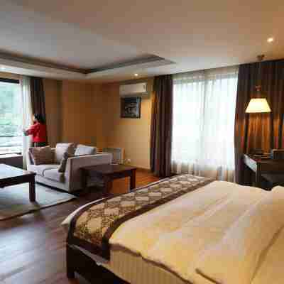 Ariya Hotel Rooms