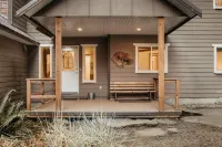 Mt Baker Lodging Cabin 3 is a Very Large Cabin on Acreage