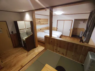 Pension Bergcot (Tokyu Resort Town Tateshina) Yokoya Onasen Ryokan Yuraku-An附近的飯店