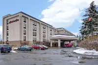 Hampton Inn Albany-Wolf Road (Airport) Hotels in Colonie