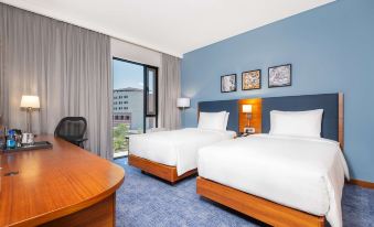 2. Hilton G..