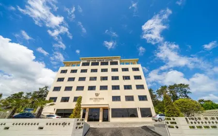 Ulsan on the Wave Hotel Отели рядом с достопримечательностью «Jinha Beach»