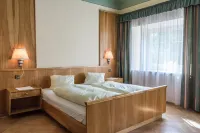 Hotel Post Pfarrkirche Sagritz 주변 호텔