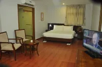 Myanmar Sports Hotel Hotel di Thingangyun
