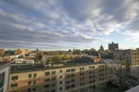 BKLYN HOUSE - New