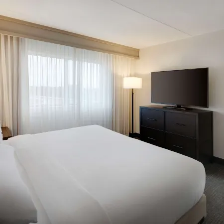 Embassy Suites by Hilton Detroit Troy Auburn Hills