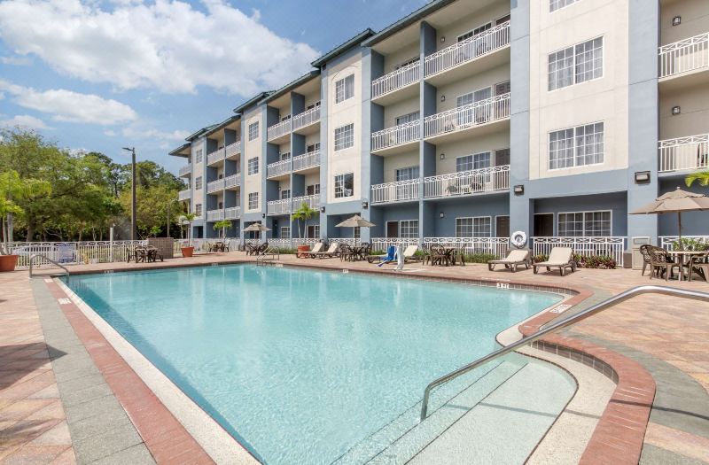 Best Western Naples Plaza Hotel photo 2