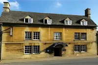 Noel Arms - "A Bespoke Hotel"