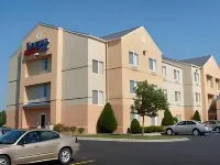 AmericInn by Wyndham Hays Отели в г. Хейс