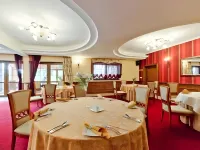 Artis Hotel & Spa - 4-Star
