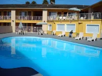Torch Lite Inn at the Beach Boardwalk