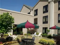 Auburn Place Hotel & Suites Paducah