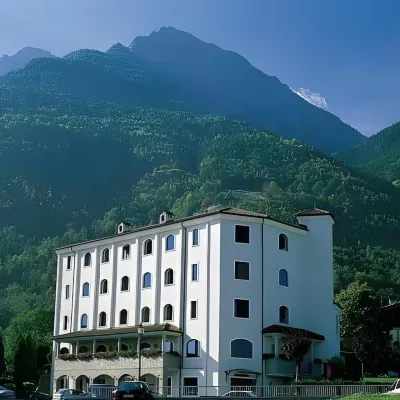 Hotel Diana Jardin et Spa Hotels near Aosta Old Town