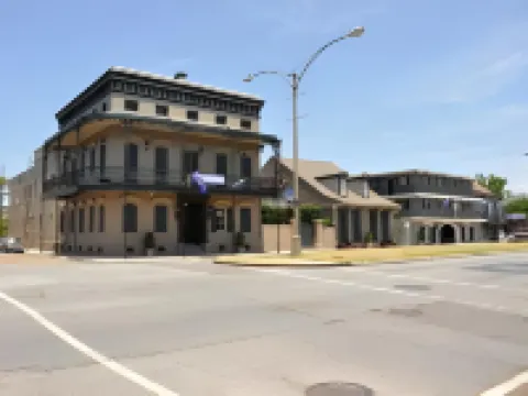 新奧爾良法國區庭院酒店及套房 鄰近法國人街的酒店