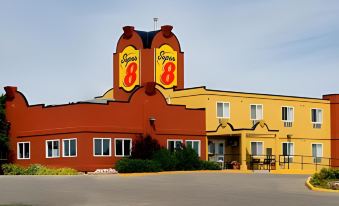 Super 8 by Wyndham Swift Current