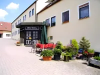 Hotel & Reitsportzentrum Kreuth
