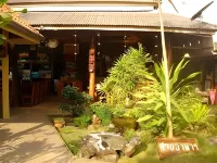 Seaza Hotel Hôtels à : Tha Yang